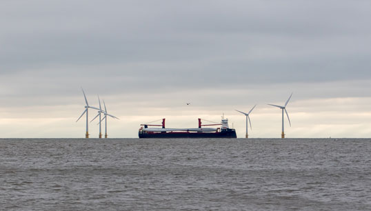 Ship transporting turbines to a windfarm. Image: Getty Images Image:Ship transporting turbines to a windfarm. Image: Getty Images