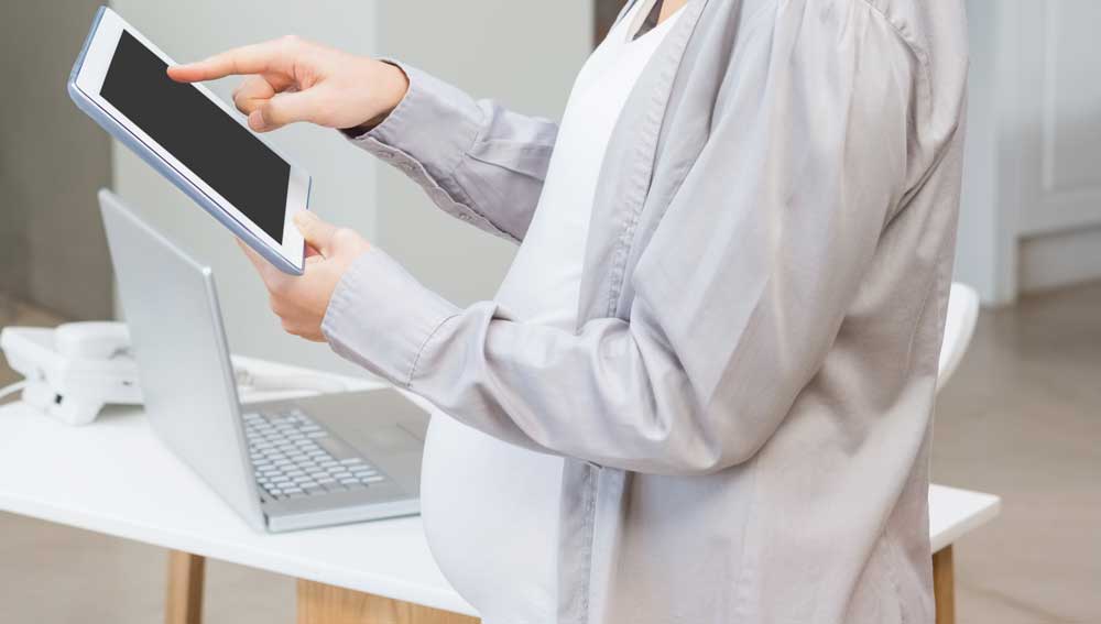 Image:Employers have a legal obligation to assess the workplace risks for pregnant employees and their unborn children, as well as the risks for breastfeeding mothers who have returned to work.