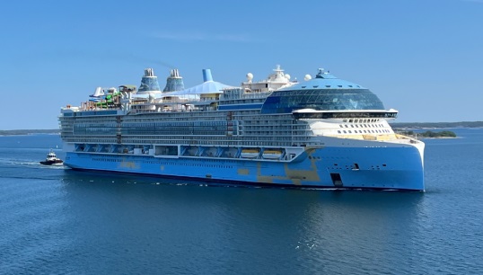 Royal Caribbean's LNG-powered cruise ship Icon of the Seas on its sea trials in Finland in 2023. Image: Wikimedia Commons Image:Royal Caribbean's LNG-powered cruise ship Icon of the Seas on its sea trials in Finland in 2023. Image: Wikimedia Commons