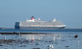 Image:Cruise ships where Nautilus members work: Cunard's Queen Victoria. Image: Andrew Bone/Wikimedia Commons