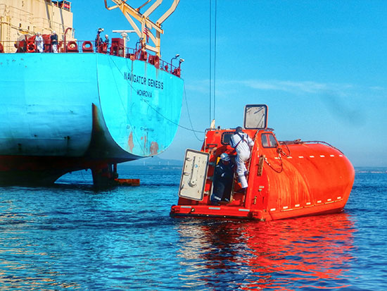 seaworthiness_inspection_of_lifeboat_web_insert.jpg seaworthiness_inspection_of_lifeboat_web_insert.jpg
