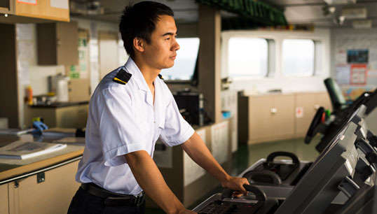 Image:Nine out of 10 seafarers believe they should have the ability to influence company policy.  Image: Getty Images
