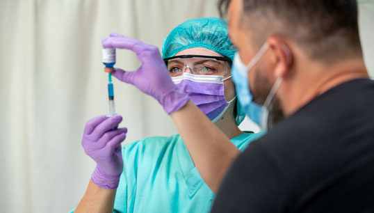 Calls for seafarers and aircrew to be prioritised for Covid-19 vaccination. Image: Zoran Mircetic/Getty Images Image:Calls for seafarers and aircrew to be prioritised for Covid-19 vaccination. Image: Zoran Mircetic/Getty Images