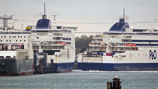 Pride of Hull and Pride of Rotterdam. Image: Wikimedia Commons Image:Pride of Hull and Pride of Rotterdam. Image: Wikimedia Commons