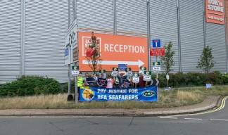 Image:Nautilus RFA members and staff make their presence felt in Portsmouth.