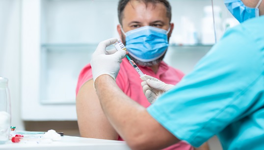 Image:Several UN organisations call for governments to prioritise seafarer vaccinations and to grant them key worker status. Image: Getty Images