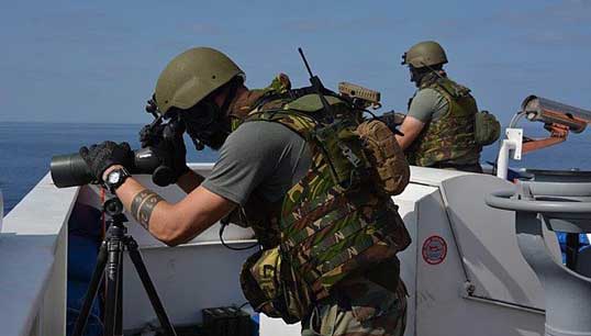 Merchant ships can request protection by soldiers from a Vessel Protection Detachment (VPD). Image: Wikimedia Commons Image:Merchant ships can request protection by soldiers from a Vessel Protection Detachment (VPD). Image: Wikimedia Commons