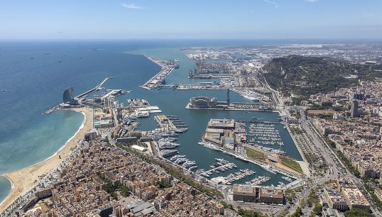 A new procedure, identical to one introduced in Palma earlier this year, affects yacht crew arriving in Barcelona to join their yacht. Image: Wikimedia Commons Image:A new procedure, identical to one introduced in Palma earlier this year, affects yacht crew arriving in Barcelona to join their yacht. Image: Wikimedia Commons