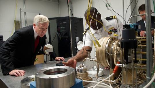 Biofuel testing in the US Navy. Image: Wikimedia Commons Image:Biofuel testing in the US Navy. Image: Wikimedia Commons