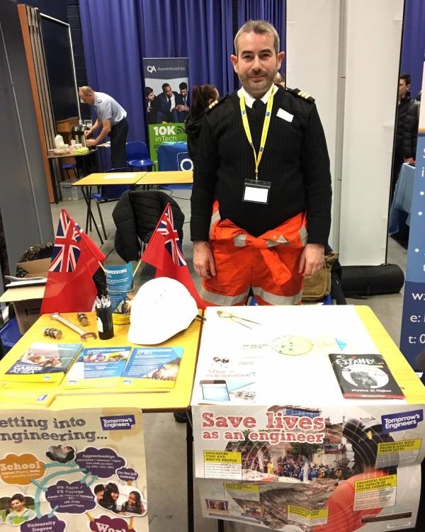 careers_at_sea_ambassador_nautilus_member_allan_dickson_at_careers_fair1_web_insert.jpg