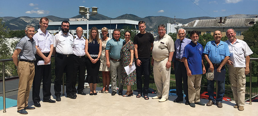 novorossiysk_port_welfare_council_volunteers_telegraph.jpg novorossiysk_port_welfare_council_volunteers_telegraph.jpg