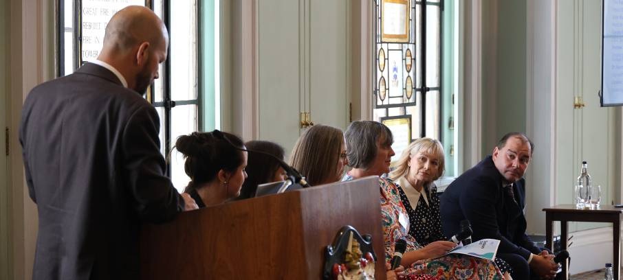 Image:A panel discussion during the launch.